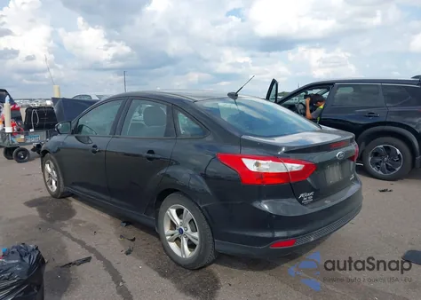 2013 Ford Focus Se z USA, uszkodzony, nr VIN 1FADP3F28DL324900
